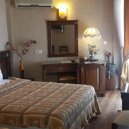 Kleopatra Ikiz 3*