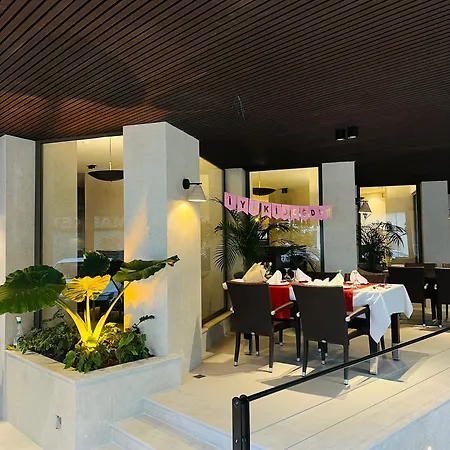 Hotel Kleopatra Ikiz 3*